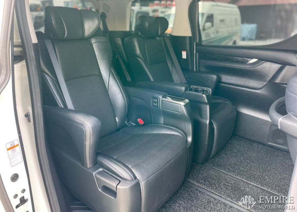 Toyota Alphard 2019: Harga, Spesifikasi, dan Pertimbangan Pembelian